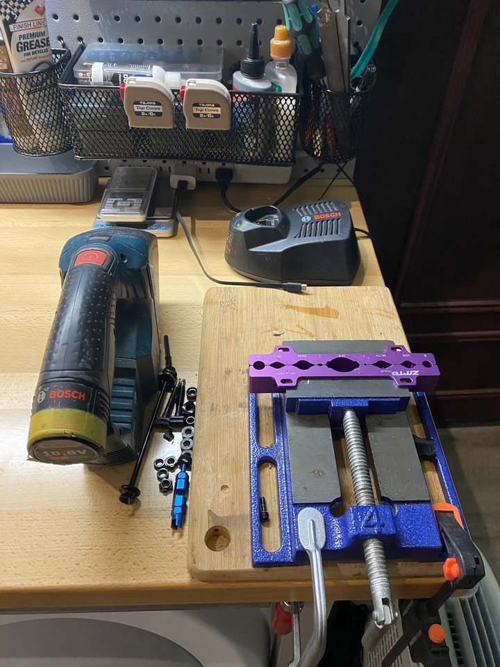 （更新）拖了三年的專業工作桌終於完成了
