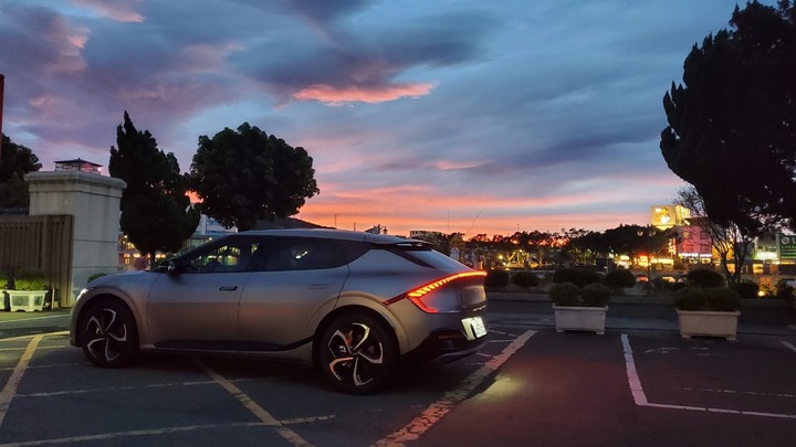 『The Kia EV6 GT-Line 純電啟發心感動』 天威難測之走瞧看辦颱風天4天3夜極限試駕體驗