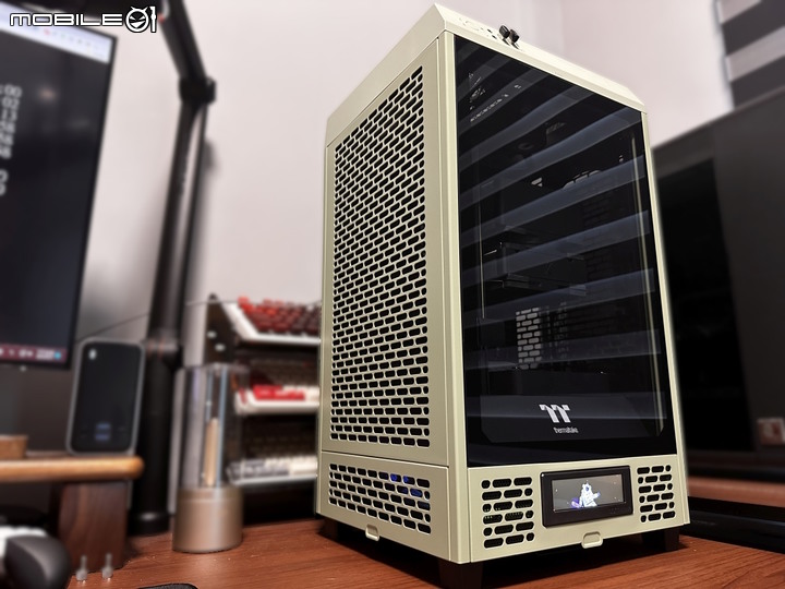 透視 The Tower 200迷你機殼 抹茶綠 +專用 LCD 面板模組