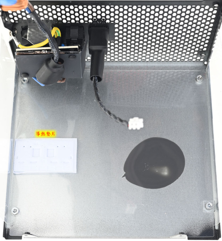 點我看大圖 Seasonic FOCUS ATX 3.0 GX-1000 1000W金牌全模組化電源開箱
