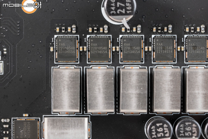 微星 MEG Z790 ACE MAX 主機板開箱 以先進超頻設定應對次代處理器的高階主力