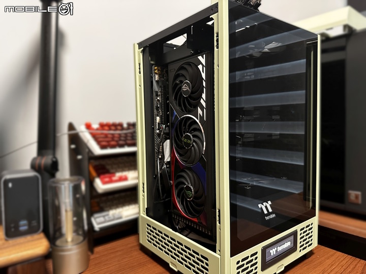 透視 The Tower 200迷你機殼 抹茶綠 +專用 LCD 面板模組