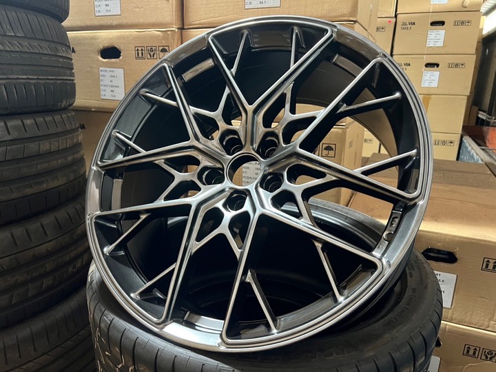 VW Tiguan Allspace 380 R-Line 開箱+升級 ^^