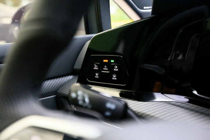 [開箱]福斯Volkswagen Golf 8 Variant - 終於實現我的旅行車Wagon Dream