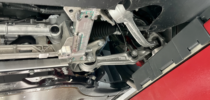 [開箱] 刷新三觀，信仰破壞！Tesla Model S Plaid