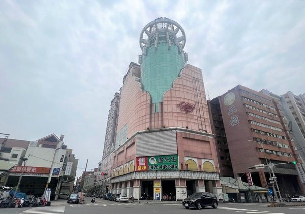 落跑大亨債未清，荒廢27年地下商場每坪10萬法拍