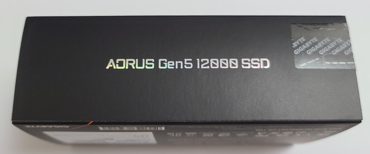 【開箱簡測】GIGABYTE AORUS Gen5 12000 PCIe 5.0x4 2TB SSD 效能簡測 (圖多)