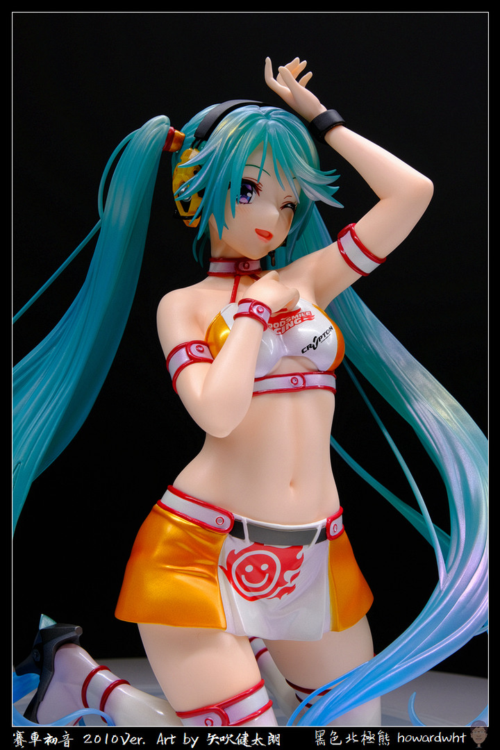 點我看大圖 【開箱】Max Factory - 賽車初音 2010Ver. Art by 矢吹健太朗