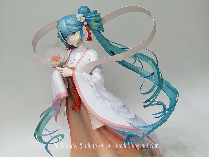 點我看大圖 VOCALOID 初音未來(中秋明月 Ver.) 紙模型 製作