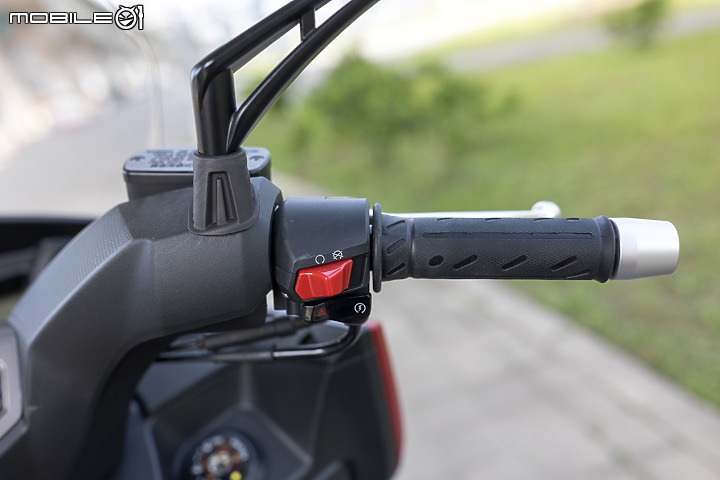 2023 KYMCO GDINK CT300 試駕｜堅守踏板唯二車款 大燈進化更加有型