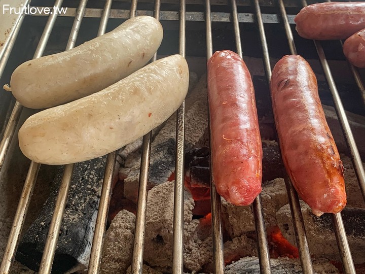 點我看大圖 中投公路旁好吃的炭烤大腸包小腸