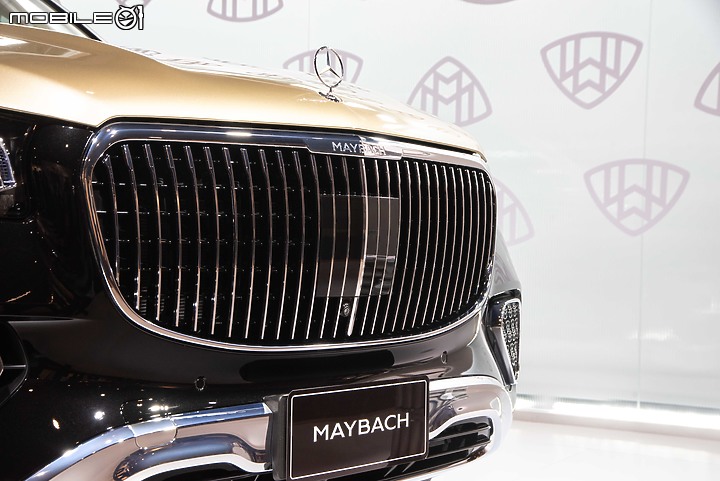 【採訪】Mercedes-Maybach GLS小改款現身Art Taipei,結合黃敬中藝術作品呈現高端奢華風采!