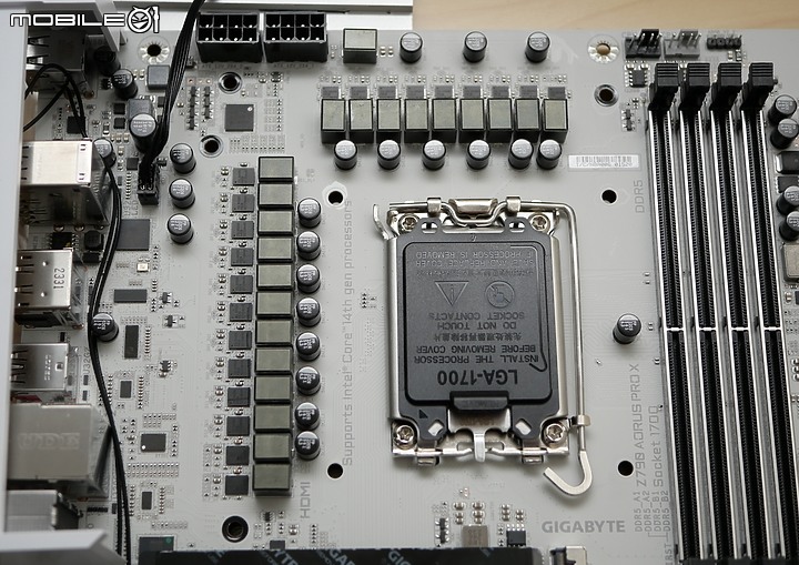 [GIGABYTE 技嘉] AORUS 首款白色 PCB Z790 AORUS PRO X 開箱