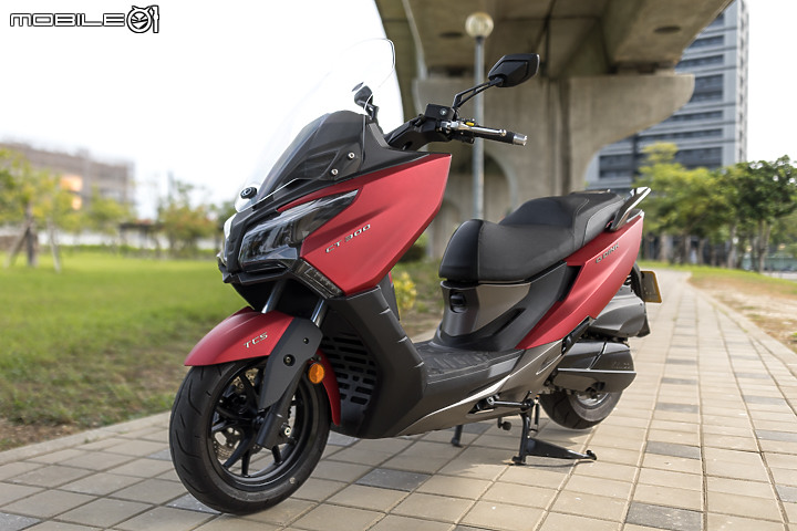 2023 KYMCO GDINK CT300 試駕｜堅守踏板唯二車款 大燈進化更加有型