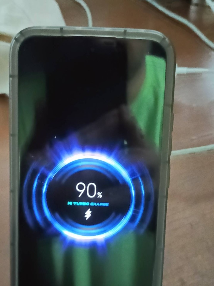 小米黑色無線充電板50w