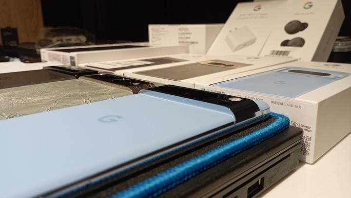 Pixel8 pro相較前幾代相機越來越大..兼插花幾代心得分享