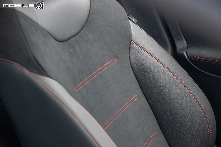 Mercedes-Benz CLA 200 Coupe 小改款試駕｜不是只有顏值能說嘴！