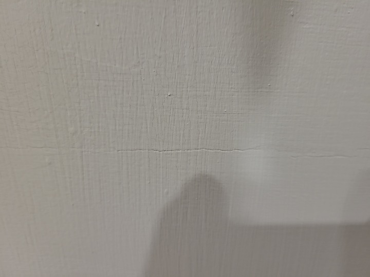 請問油漆這樣的施作水準是可以的嗎？