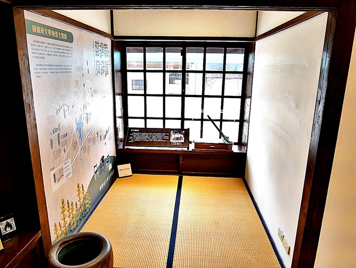 臺灣客家茶文化館、太平紅橋、龍潭大池、鍾肇政文學生活園區、武德殿 — 茶鄉龍潭一日行旅,外掛香噴噴的炸全雞配涼麵
