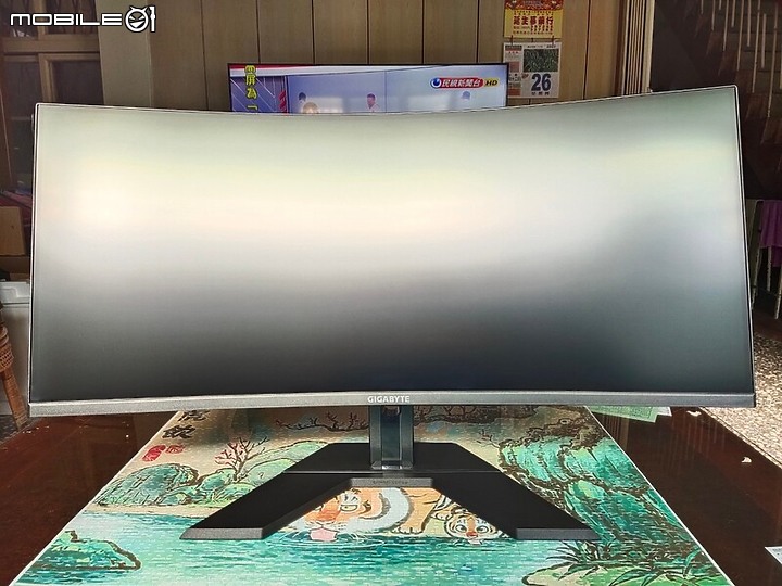 雞蛋糕爸爸開箱之數大便是美 GIGABYTE 技嘉GS34WQC 曲面電競螢幕 綺麗新視界大氣登場