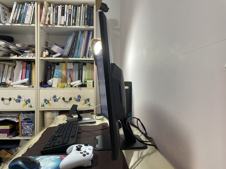 [開箱] 技嘉GS32QC 2K+165Hz+1500R 超高CP值開箱
