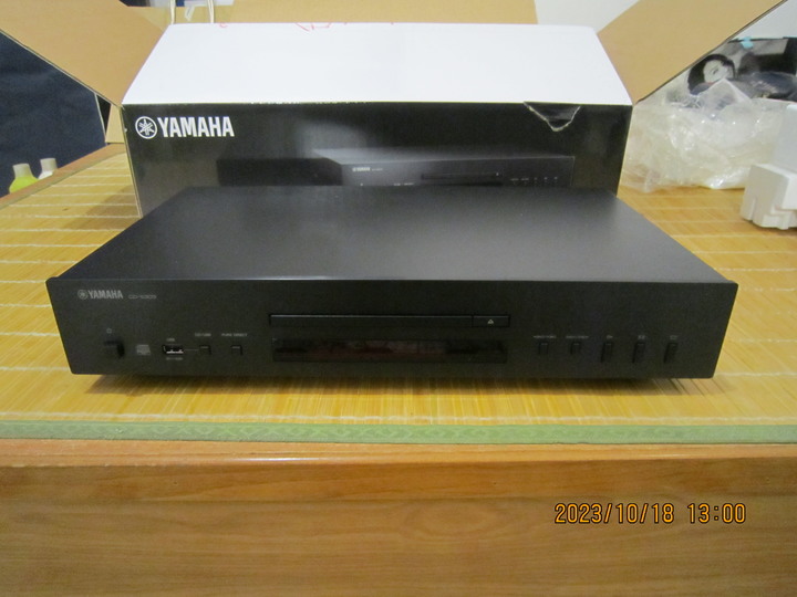 【開箱】山葉YAMAHA CD-S303 CD播放機