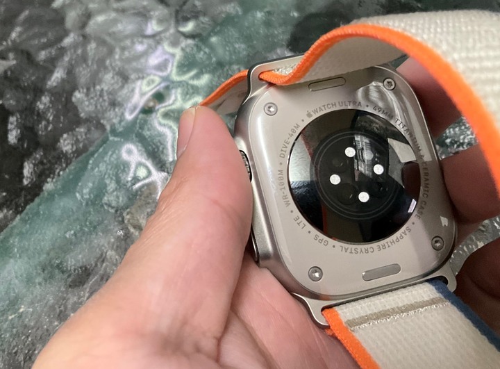 一隻Apple Watch Ultra2要快三萬台幣 真的是遙遙領先