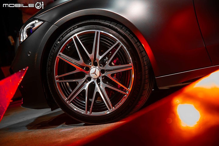 【採訪】國內定價自603萬元起！新世代Mercedes-AMG C 63 S E Performance正式發表！