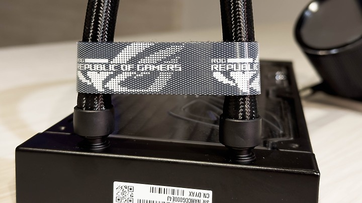 ROG RYUO III 240 ARGB - 世代更迭紀錄文