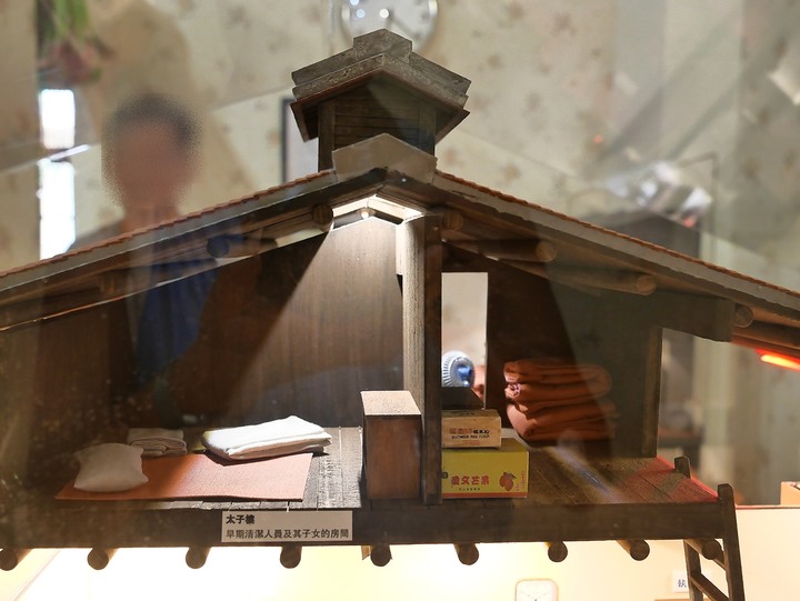 文萌樓、原臺北北警察署、新芳春行、老建築咖啡館群,外掛阿桐阿寶四神湯+大埔鐵板燒— 大稻埕臺北橋頭散策 第二部
