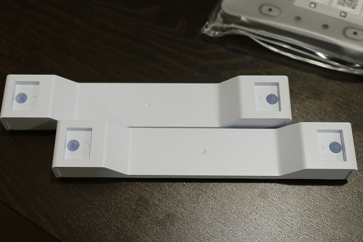 INWIN 金屬框架全模組機殼。DUBILI - 銀灰開箱