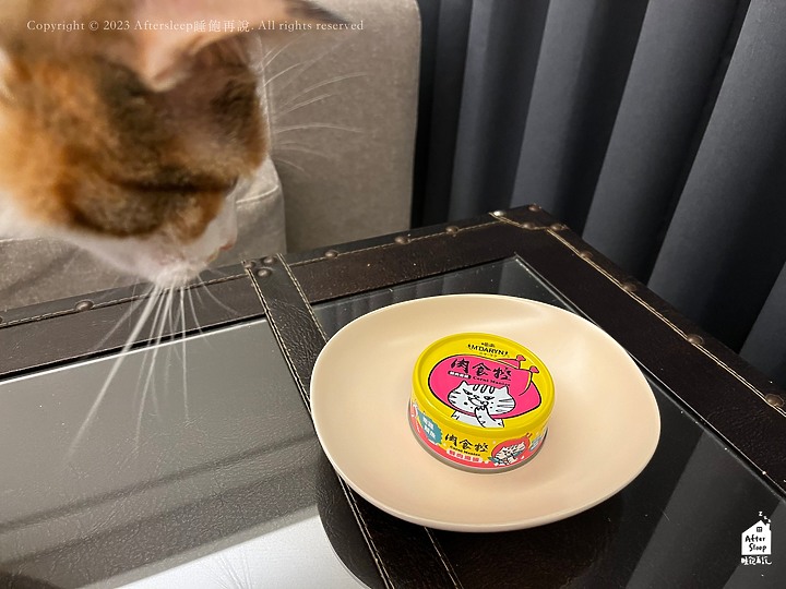 點我看大圖 大口吃肉肉!營養也顧夠夠_喵樂肉食控超高含肉量貓罐開箱(主食罐+鮮肉湯罐)