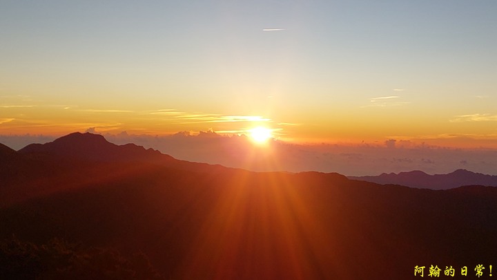 一個人騎車來去嘉明湖慶生日｜完成夢想的一刻｜向陽山、三叉山｜日出、大景、水鹿，通通來超幸福