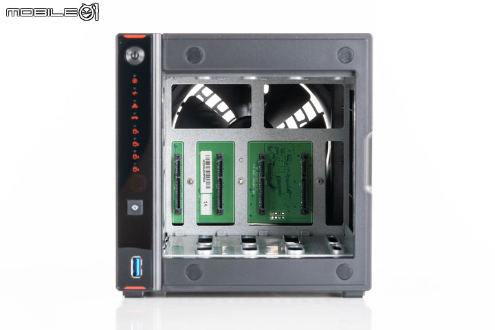 華芸 Nimbustor AS5404T NAS 開箱實測 軟硬體配置都持續提升的實用儲存選擇