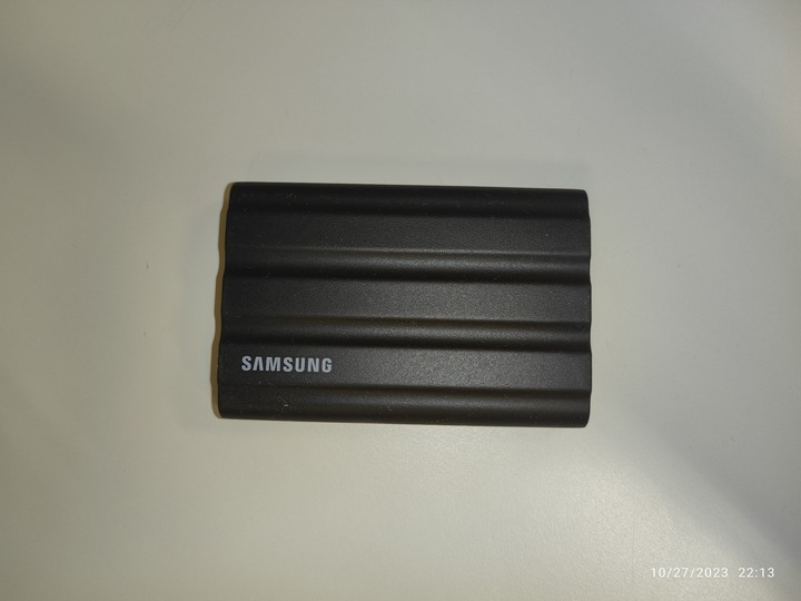 奶油手的好幫手-Samsung T7 Shield Portable SSD