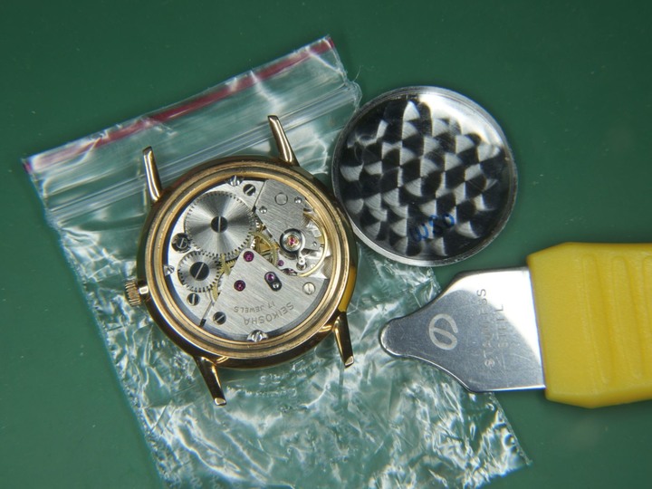 自娛玩修錶 - 原點(之二): Seiko精工Laurel桂冠手上鏈老錶 (cal. "Seiko Laurel")