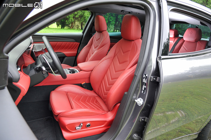 Maserati Grecale Trofeo 試駕|熱血緊繃、樂趣滿溢的義式性能SUV!