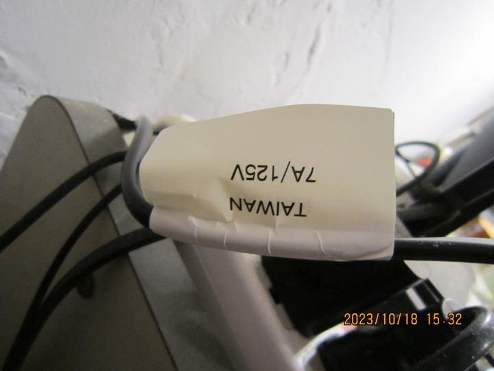 【開箱】山葉YAMAHA CD-S303 CD播放機