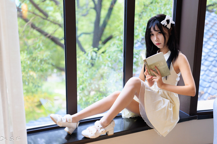 貴婦泡泡浴下午茶+小師妹+在逃女學生