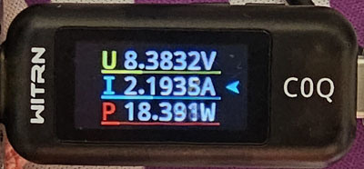 Apple iPhone 15 PRO搭配雙向快充USB-C行動電源充電測試
