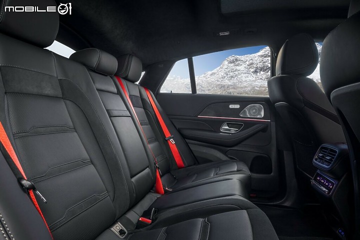 【海外新訊】Mercedes-AMG推出GLE 53 Hybrid 4MATIC+新車型，改搭PHEV系統讓動力與能耗表現更上層樓！