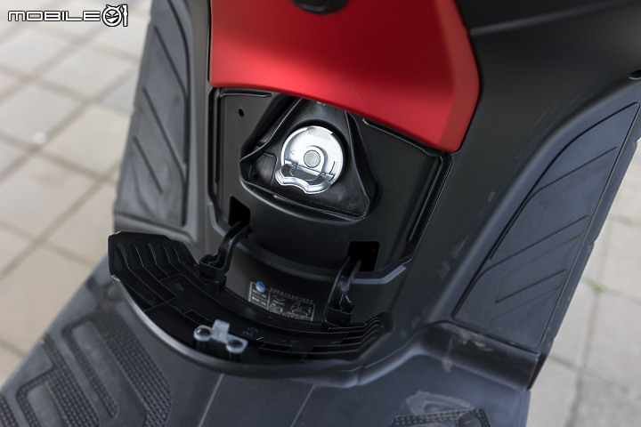 2023 KYMCO GDINK CT300 試駕｜堅守踏板唯二車款 大燈進化更加有型