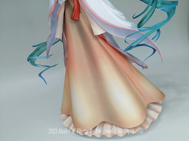 點我看大圖 VOCALOID 初音未來(中秋明月 Ver.) 紙模型 製作