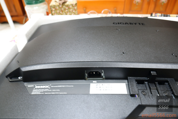 技嘉 Gigabyte GS32QC電競螢幕-32吋、曲面1500R、2kQHD、165Hz、遊戲輔助