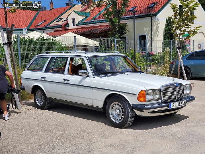 經典試駕|Mercedes-Benz W124 E500 Limited Edition,在維也納圓一個一親芳澤的夢!