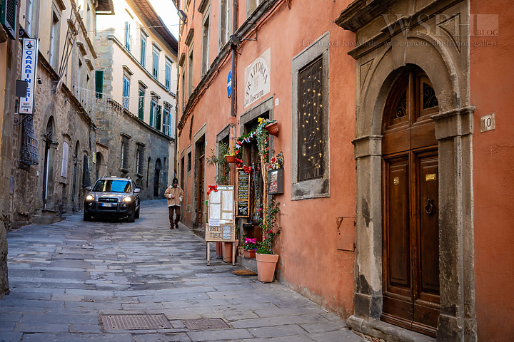 [A7R+1224G / A7R3+24105G] - 義大利聖誕節蜜月之旅 day 2｜托斯卡尼豔陽下｜科爾托納｜西恩納市政廳「貝殼廣場」｜米其林餐廳｜聖吉米亞諾 - 20171217