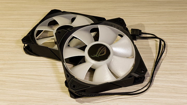 ROG RYUO III 240 ARGB - 世代更迭紀錄文