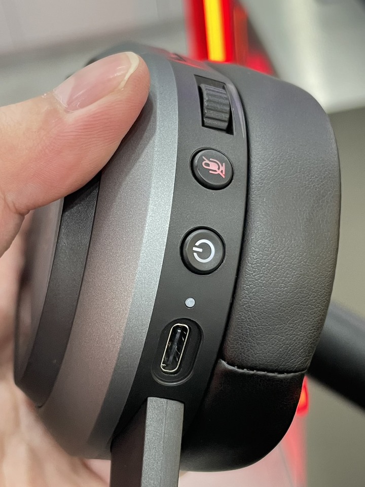 MSI IMMERSE GH50 WIRELESS 微星首款耳罩式電競無線耳機大開箱與詳細介紹