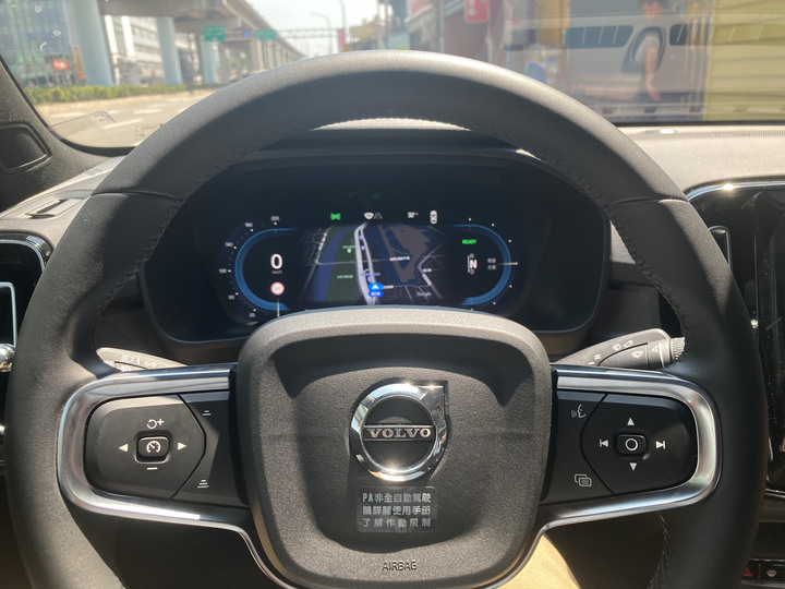 油轉電差很大? VOLVO C40賞車記錄-深度試駕篇