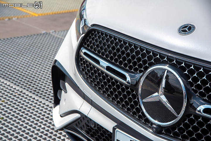 Mercedes-Benz GLC 300 4MATIC Coupe試駕｜更迷人的美背曲線，進化幅度同樣讓人驚艷！